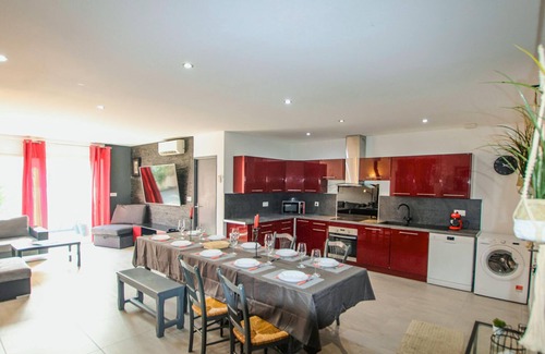 Morieres-les-Avignon House | Amazing home in Morières les Avignon