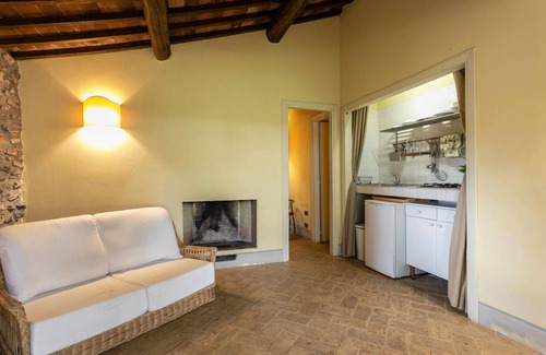 Ischia di Castro House | Amazing home in Ischia di Castro -VT-