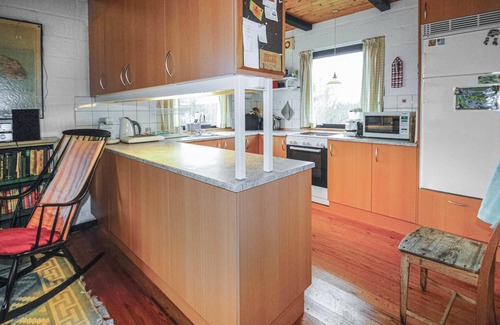 Vindebæk House | Amazing home in Askeby with kitchen