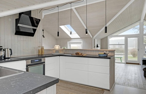 Smidstrup Strand House | Amazing home in Gilleleje with WiFi