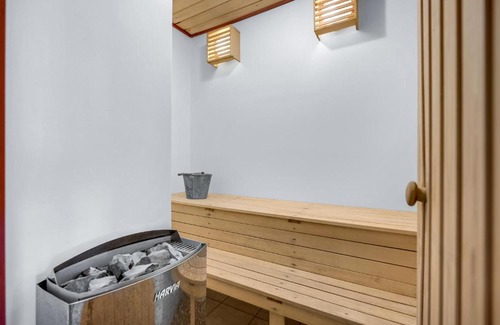 Bønnerup Strand House | Amazing Home In Glesborg With Wifi, Private Swimming Pool And Outdoor Swimming Pool