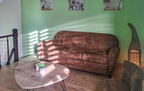 Haybes House | Amazing Home In Haybes With Wifi