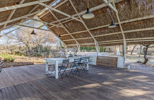 Rouet House | Amazing home in LE ROUET with WiFi