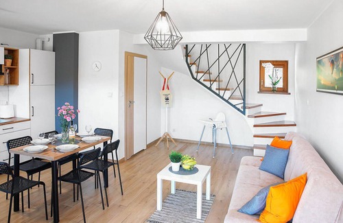 Zarnowiec House | Amazing home in Lubkowo with WiFi