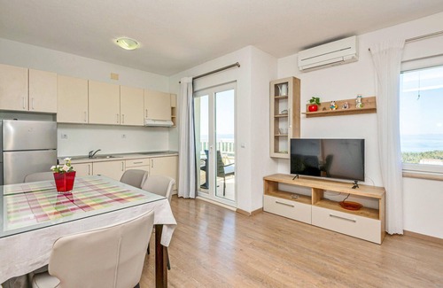 Moca House | Amazing home in Makarska