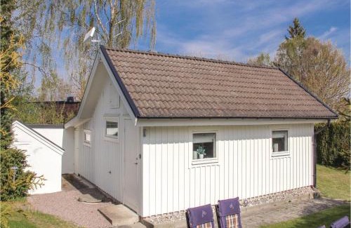 Mjovik House | Amazing Home In Nättraby With Kitchen
