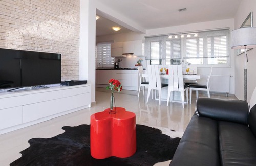 Novigrad House | Amazing home in Novigrad with sauna