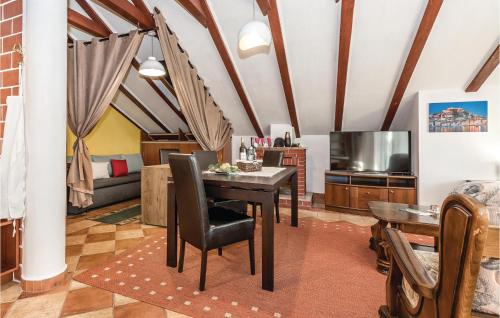 Oklaj House | Amazing Home In Oklaj With Wifi