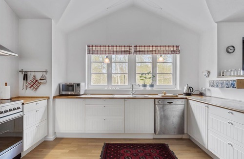 Nordost House | Amazing home in Sæby with WiFi