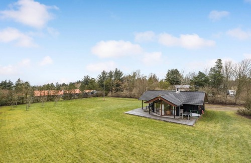 Spøttrup House | Amazing home in Spøttrup with kitchen