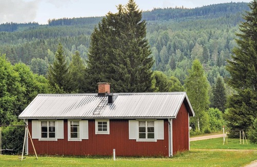Syssleback House | Amazing home in Sysslebäck with kitchen
