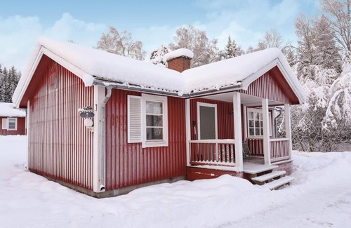 Syssleback House | Amazing home in Sysslebäck with kitchen