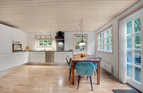 Thyholm House | Amazing home in Thyholm with WiFi