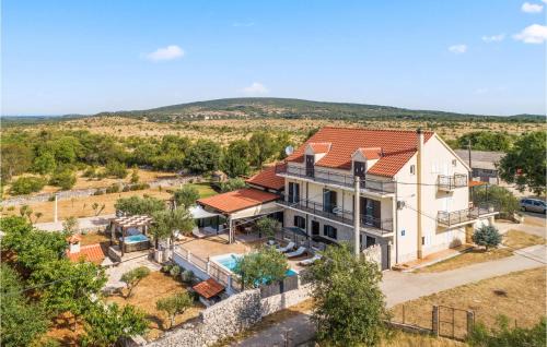 Podumci House | Amazing Home In Unesic With Wifi