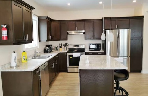 Niagara Falls Bed & Breakfast | Amazing house in Niagara Falls Ontario Canada