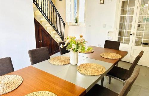 Tower Road House | ! Amazing house in Sliema next to the beach !