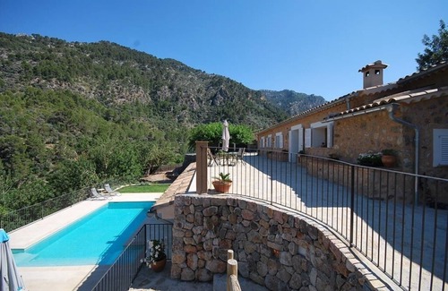 Soller House | Amazing house with stunning views, pool, WIFI, close to the centre of Sóller