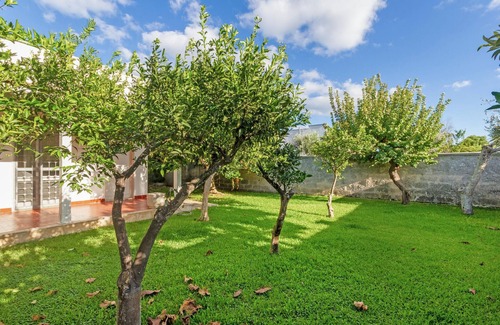 Torre Specchia Ruggeri House | Amazing home in Torre Specchia Ruggeri