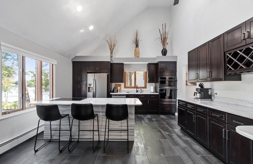 Winchendon House | Amazing Lakefront property, Private Pool on Lake Monomonac at Tatum's Place