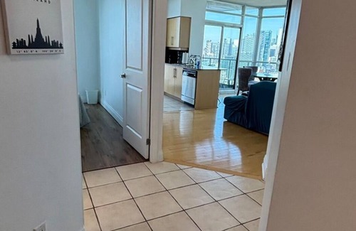 Niagara Condo | Amazing Location Waterfront Large 2 Bedroom Condo with Parking Gym Pool HotTub