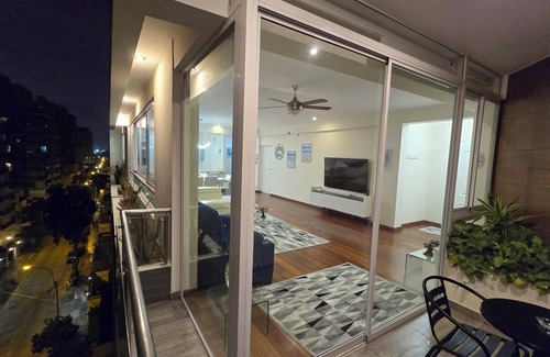 Santa Cruz Condo | Amazing Miraflores Penthouse! Private Rooftop Hot Tub and Gameroom with WiFi, AC