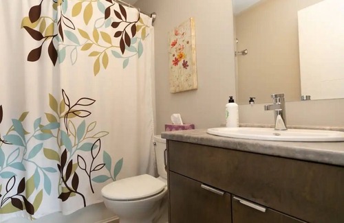Youbou Apartment | Amazing North Shore Estates w/Private Beach