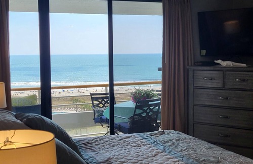 Myrtle Beach Resort | Amazing Ocean Front Condo with Stunning Views!nVeterans/First Responder Discount