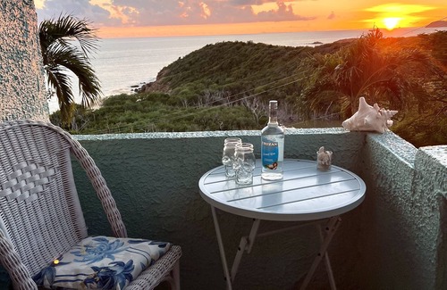 Bolongo Bay Apartment | ✩ Amazing ocean view