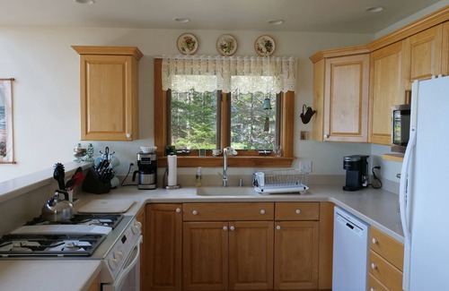 Bar Harbor House | Amazing ocean views of Frenchman Bay, minutes from Acadia and Bar Harbor.