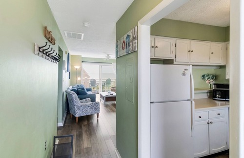 Long Beach Condo | Amazing Ocean Views from Lovely 2 BR Condo w/Pool at Oak Island Beach Villas.