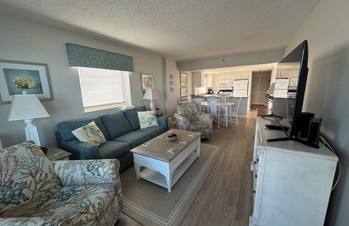 Litchfield by the Sea Condo | Amazing Oceanview Top floor End Unit oceanfront condo, Pool & Lazy River, 2 BR