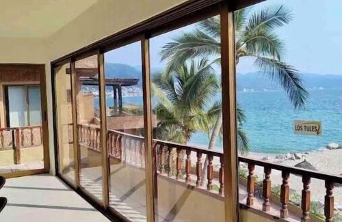 Puerto Vallarta Apartment | Amazing Penthouse front Playa en los tules