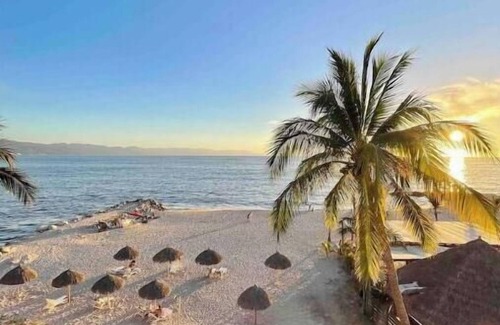 Puerto Vallarta Apartment | Amazing Penthouse front Playa en los tules