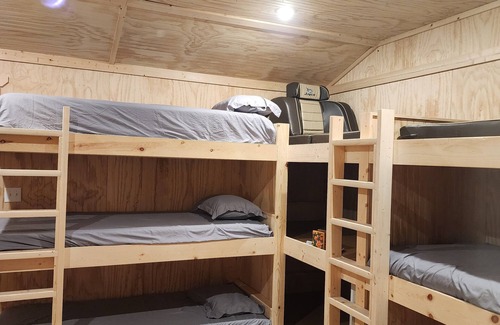 Holcomb Resort | Amazing Retreat Property: Massive Luxury Lodge - Ensuite & Rustic Cabins for 80+