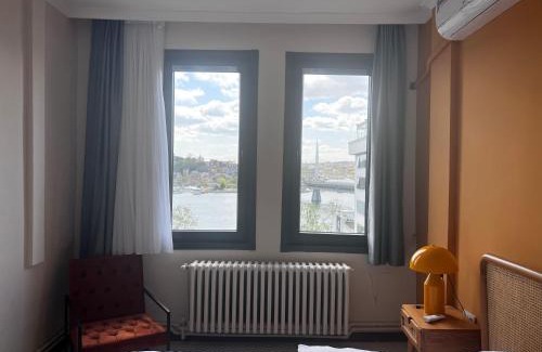 Galata Apartment | Amazing Sea View, Modern Design 4 BR Apartment in Karaköy