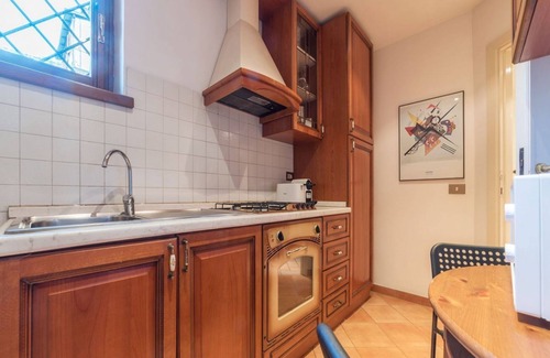 Rione VII Regola Apartment | Amazing studio in Campo de' Fiori - Air Conditioning - Free Wi-Fi