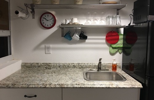 Coral Way Apartment | Amazing Studio in the center of it all - 6C