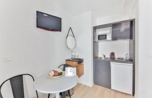 Madeleine Apartment | Amazing studio near Gallerie Lafayette