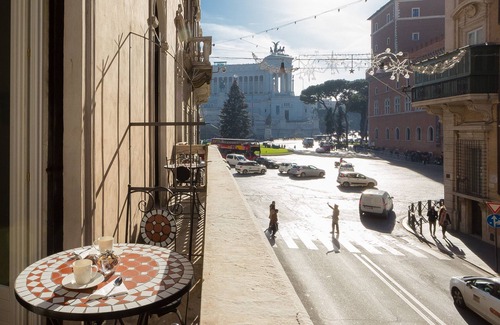 Rome City Centre Apartment | Amazing Suite Piazza Venezia Suite Int. 4