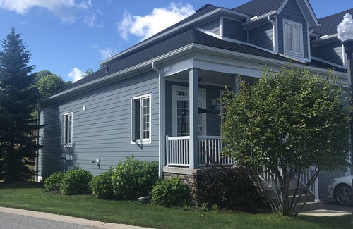 Oro-Medonte House | Amazing Townhouse For Rent In Horseshoe Valley. Be Where The Action Is