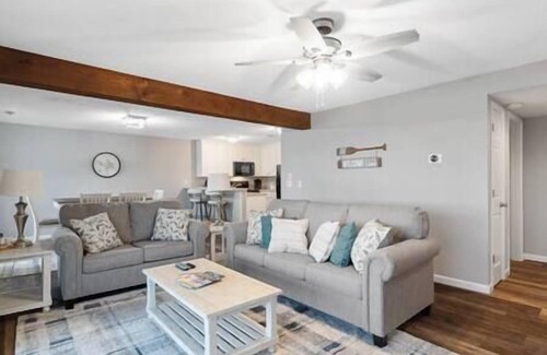 Osage Beach Condo | Amazing Vacation Condo | Pool | Arcades | No Stairs