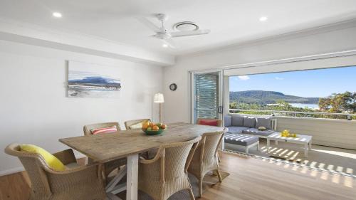 Killcare House | Amazing Views, Pet friendly on Grandview