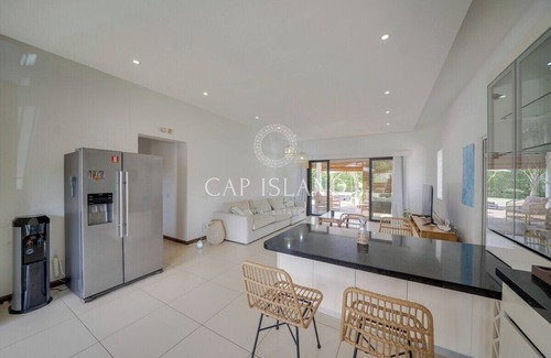 Grand-Baie Villa | Amazing villa with a studio close to the beach