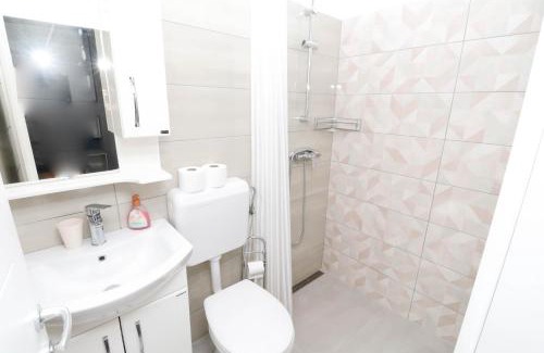 Spodnje Skofije Apartment | AMB Apartmaji