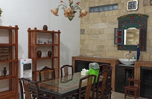 Ngaglik House | Ambarosed Homestay Syariah by Innapps