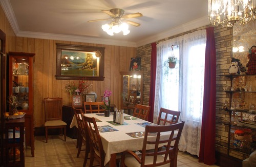 Stratford House | Ambassador B&B Guest Home