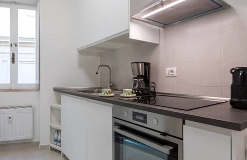 Rione V Ponte Apartment | AMELIE SUITE NAVONA