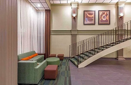 Phenix City Hotel | Americas Best Value Inn & Suites Phenix City