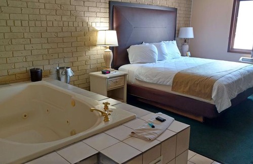 Webster City Hotel | Americas Best Value Inn Webster City