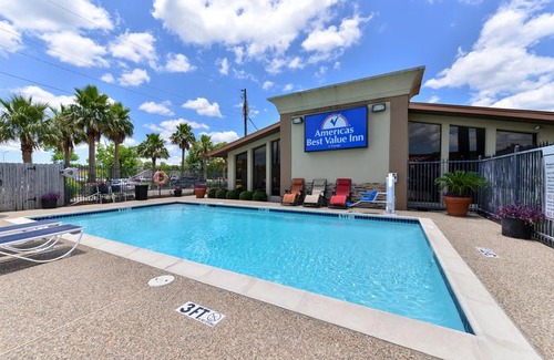 Angleton Hotel | Americas Best Value Inn Angleton